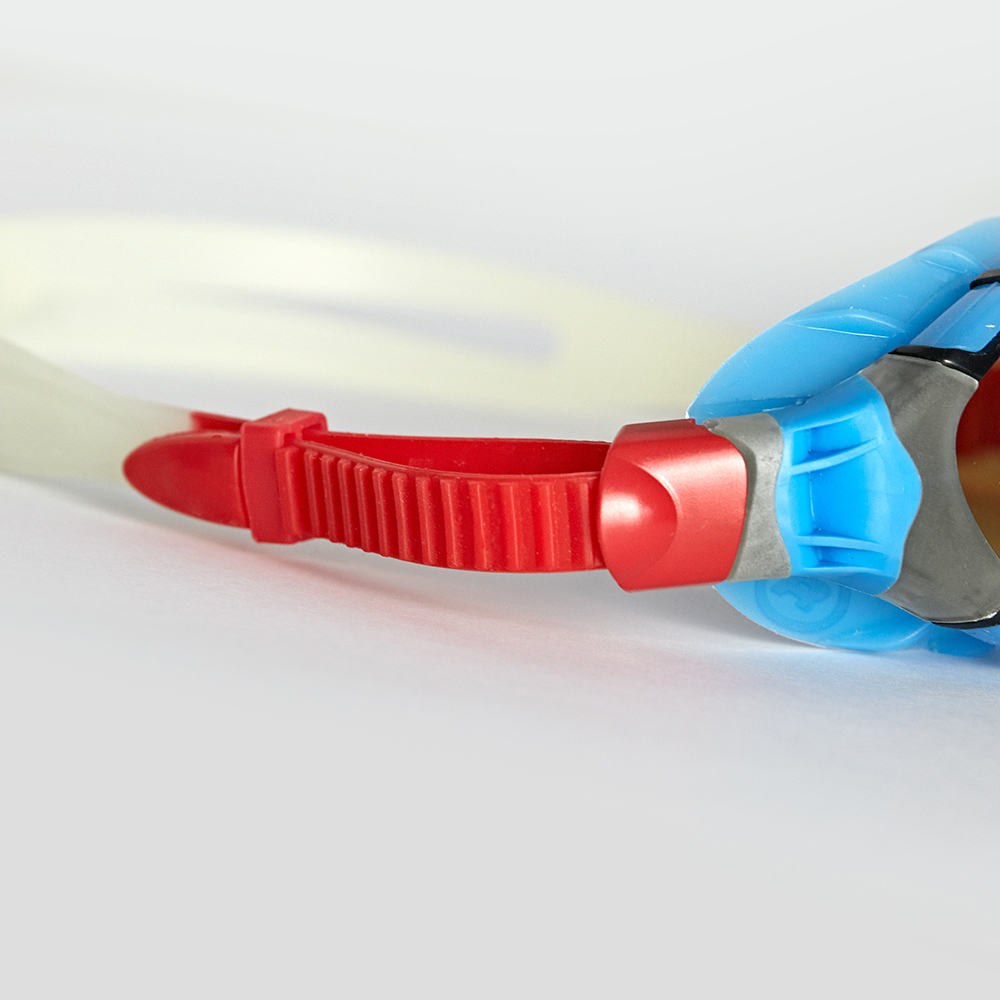 Zoggs Predator Flex Polarized Ultra Adult Swimming Goggles - White / Red  323847